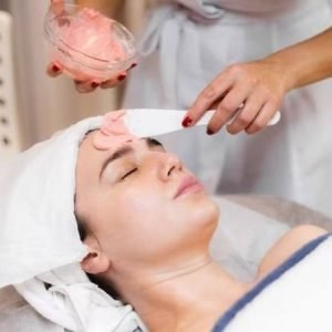 O3+ Premium Clinical Gold & Whitening Facial