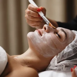 Luminous Pearl Glow facial
