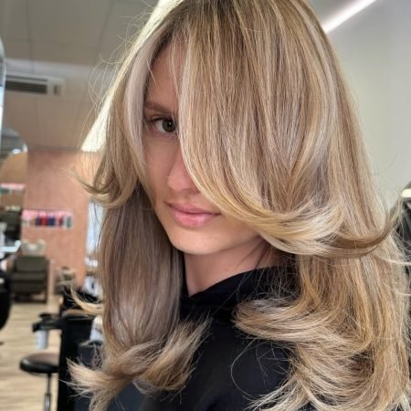 Flattering-Layered-Haircuts-For-Long-Hair
